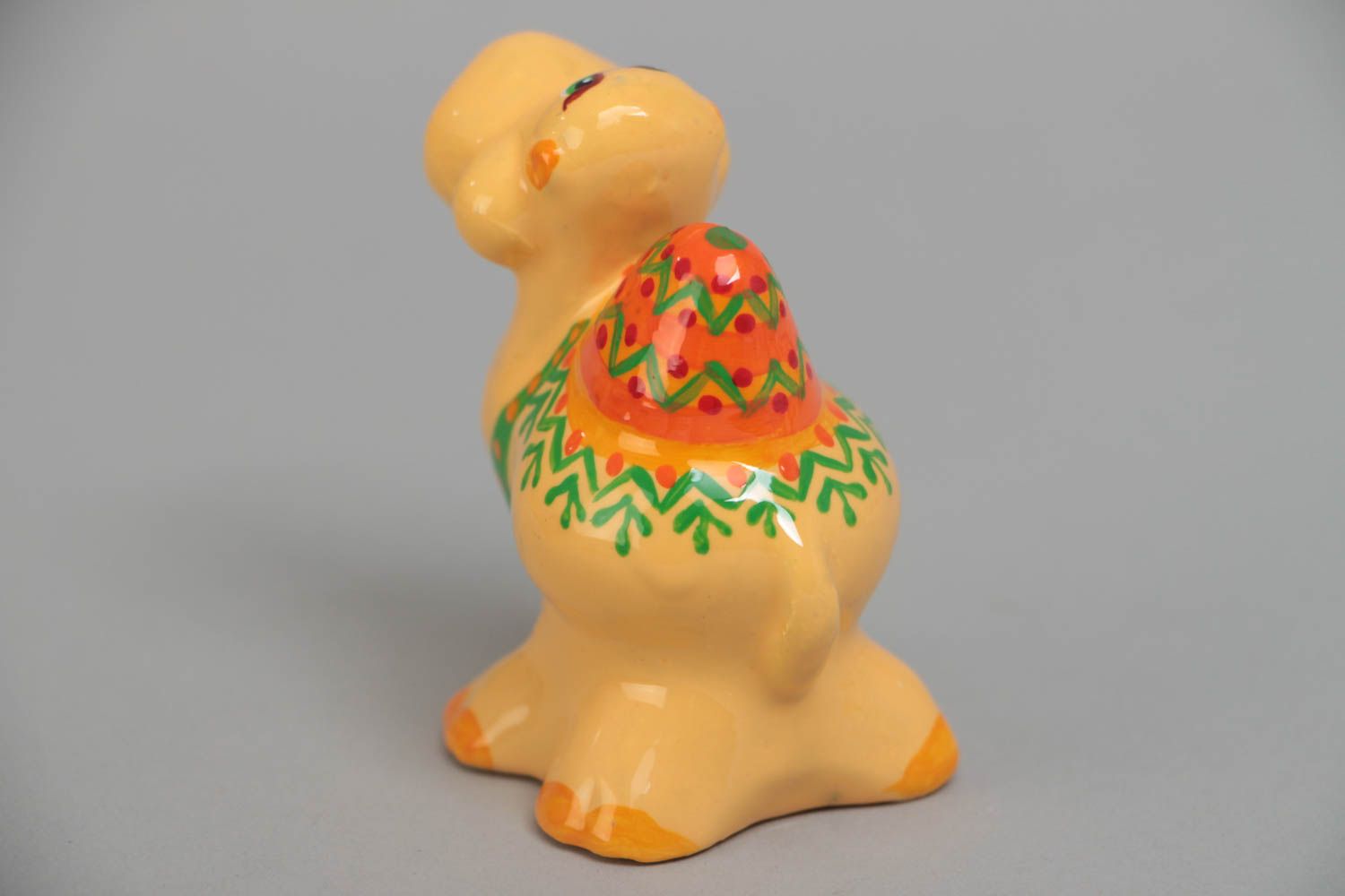Statuette of camel small plaster painted yellow beautiful handmade figurine photo 3