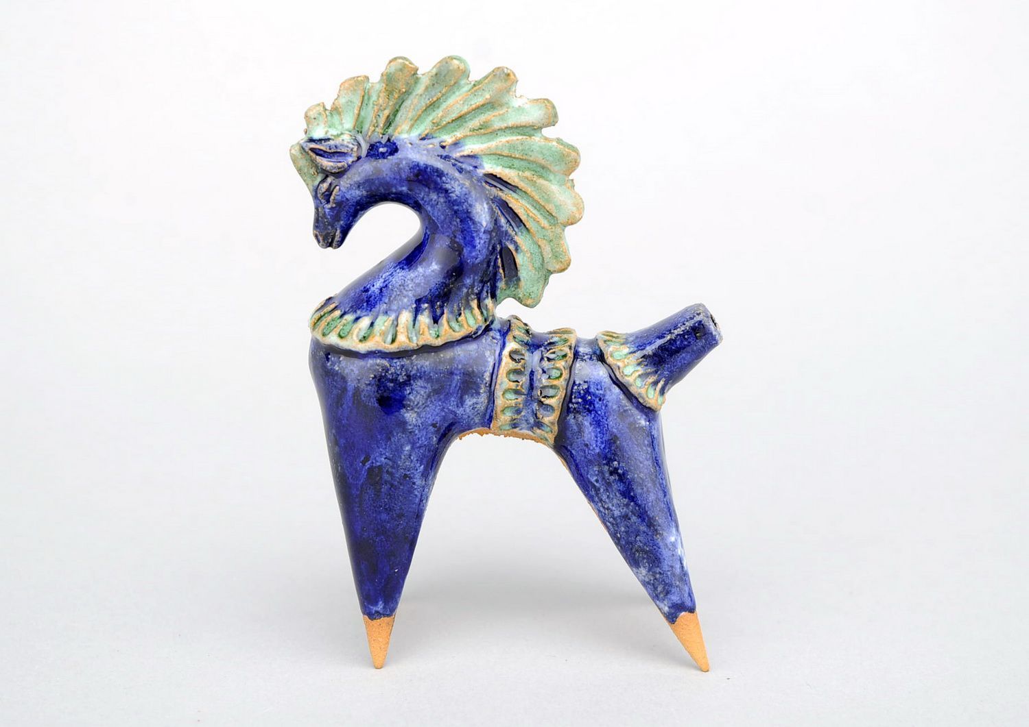 Cheval bleu en céramique d'Opichnia photo 1