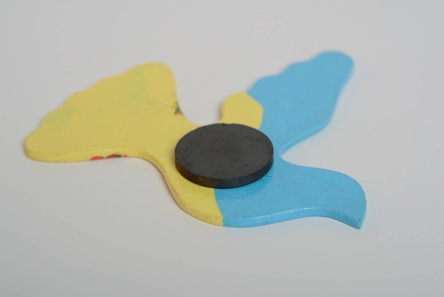 Aimant frigo en bois peint de couleurs acryliques fait main Colombe jaune-bleu photo 4