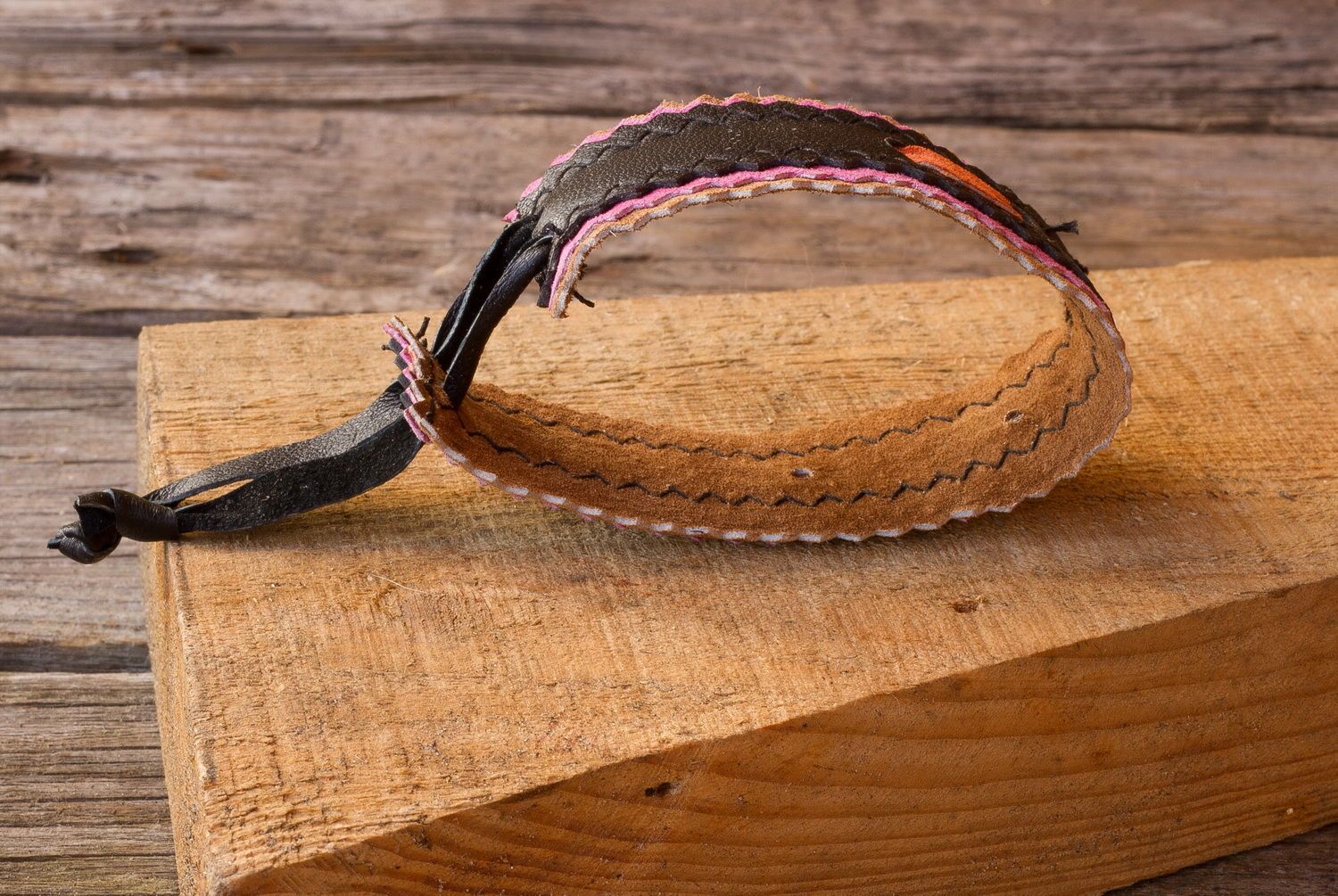 Handmade Leather bracelet  photo 3