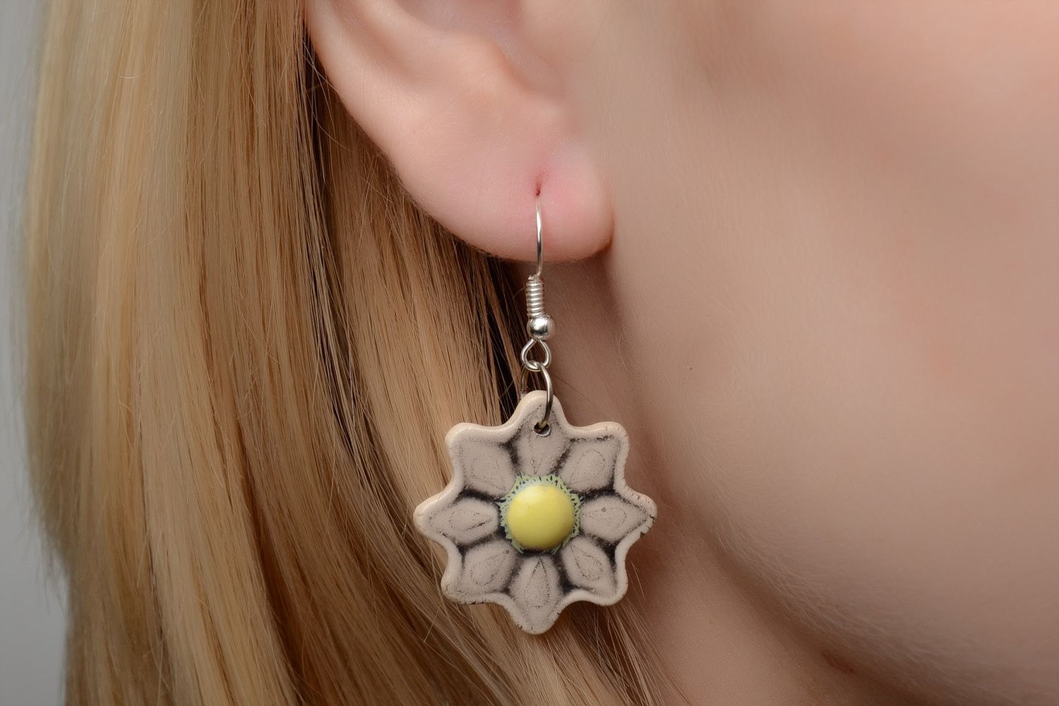 Handmade ceramic dangle earrings in the shape of flowers coated with enamels photo 2