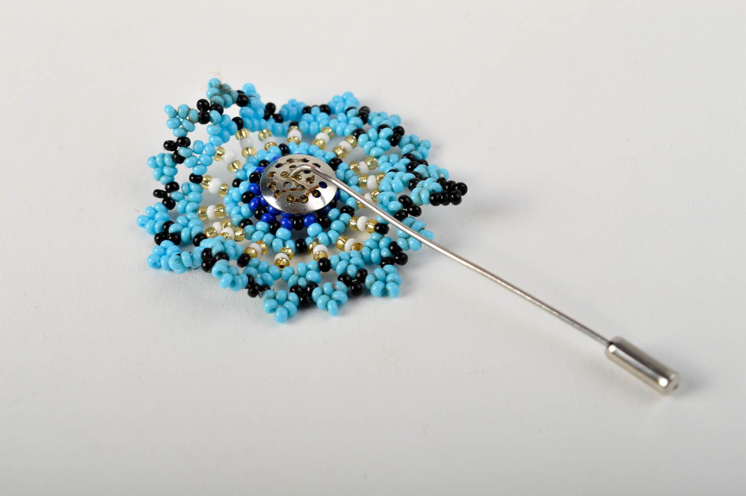 Beautiful handmade beaded brooch pin flower brooch jewelry beadwork ideas photo 3