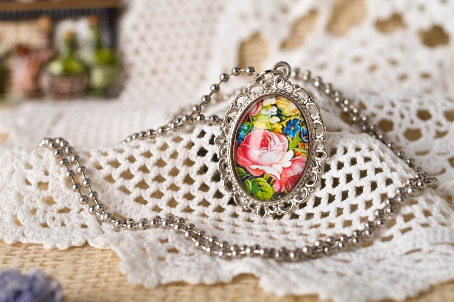 Handmade designer pendant vintage stylish jewelry fashion jewelry for girls photo 1