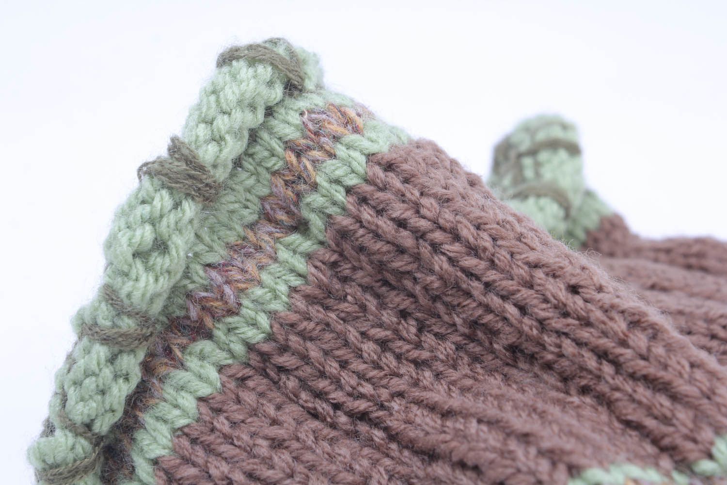 Chaussettes faites main tricotées en mi-laine photo 4