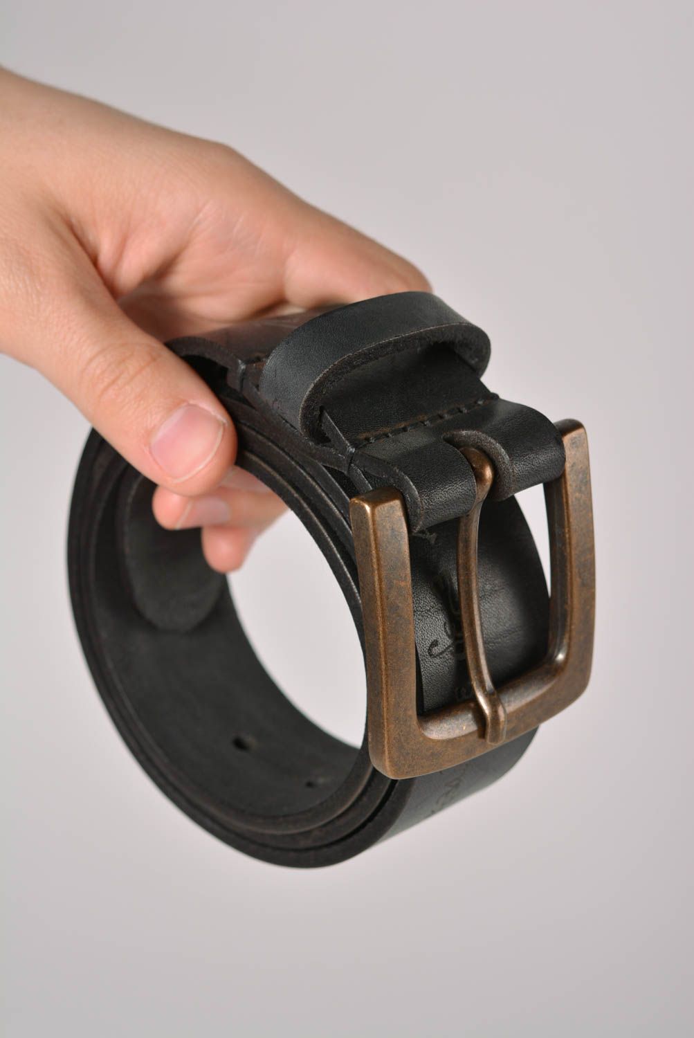 Cinturón de cuero hecho a mano ropa masculina original accesorio de moda foto 3