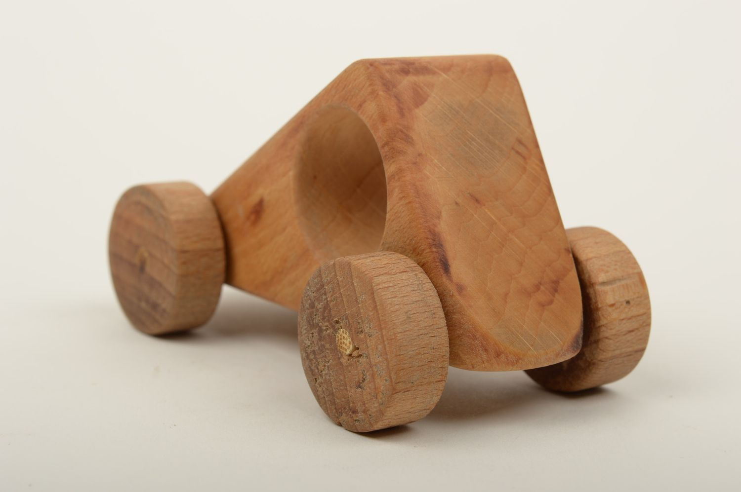 Juguete de madera artesanal para niños elemento ecológico regalo original Coche foto 3