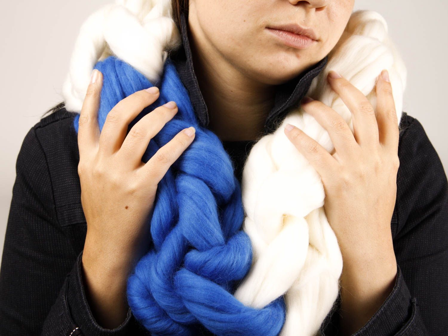 Шарф труба ручной работы двухцветный шарф снуд стильный шарф хомут большой фото 2