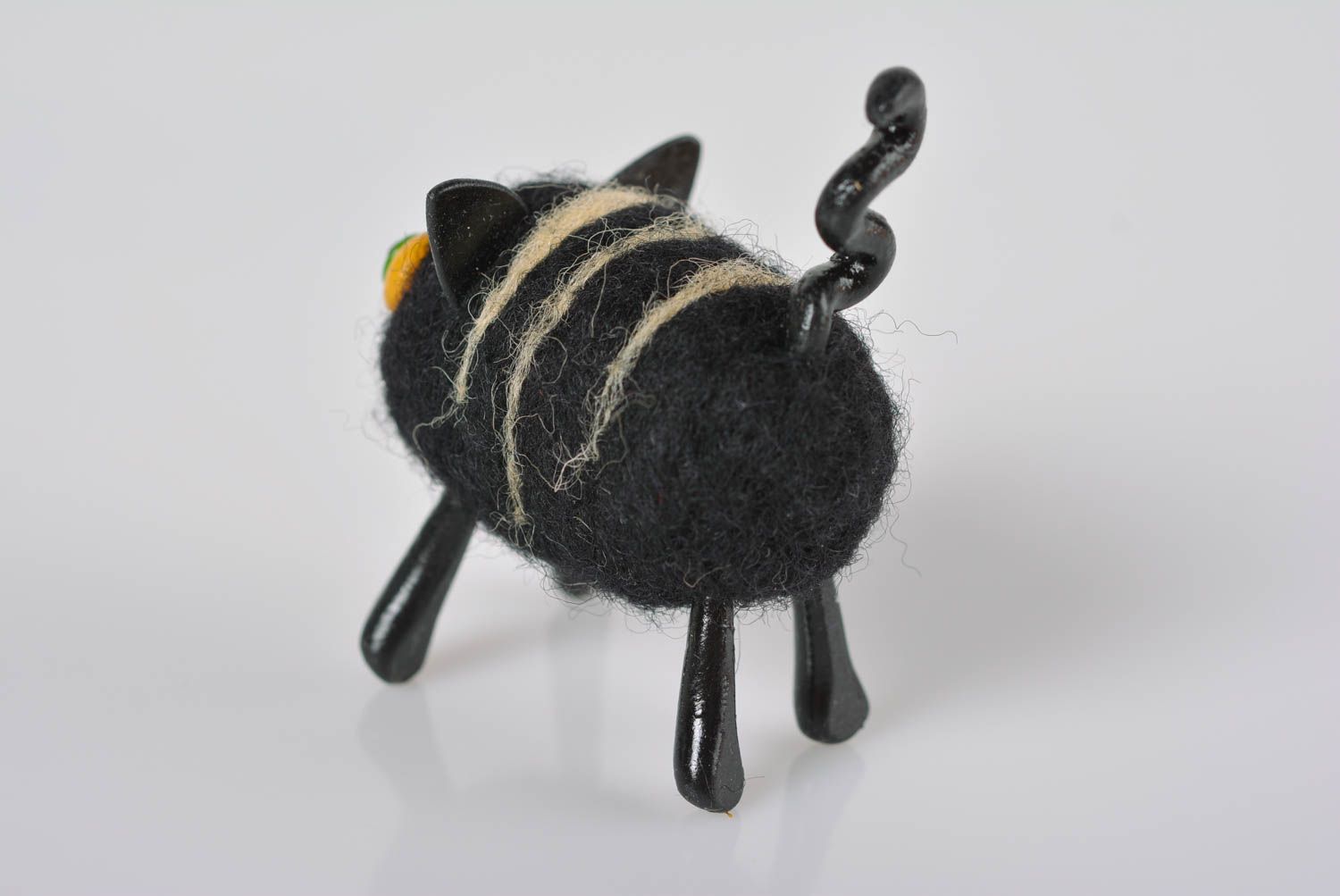 Woolen handmade toy stylish unusual statuette plastic figurine black cat photo 3