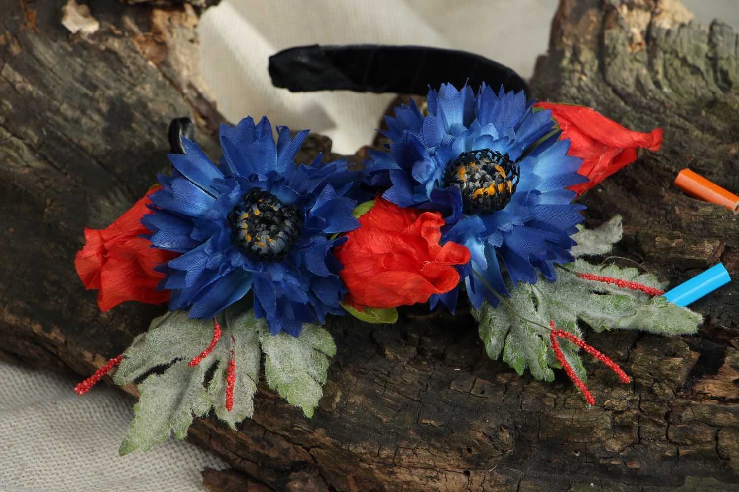 Hairband with Bachelor Buttons and Poppies photo 5
