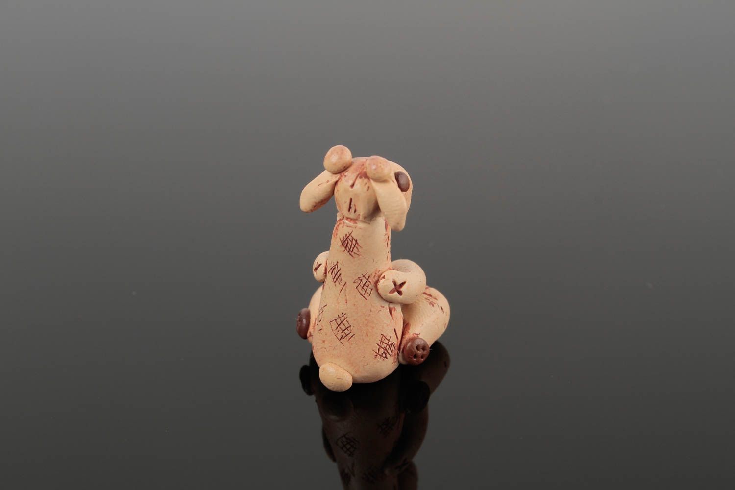 Фигурка из пластики ручной работы полимерная глина фигурка декор для дома Жираф фото 3