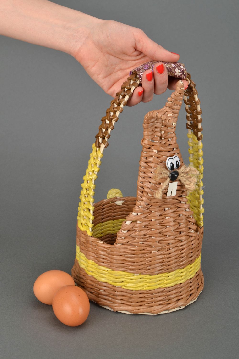 Easter basket woven of paper rod Rabbit photo 2