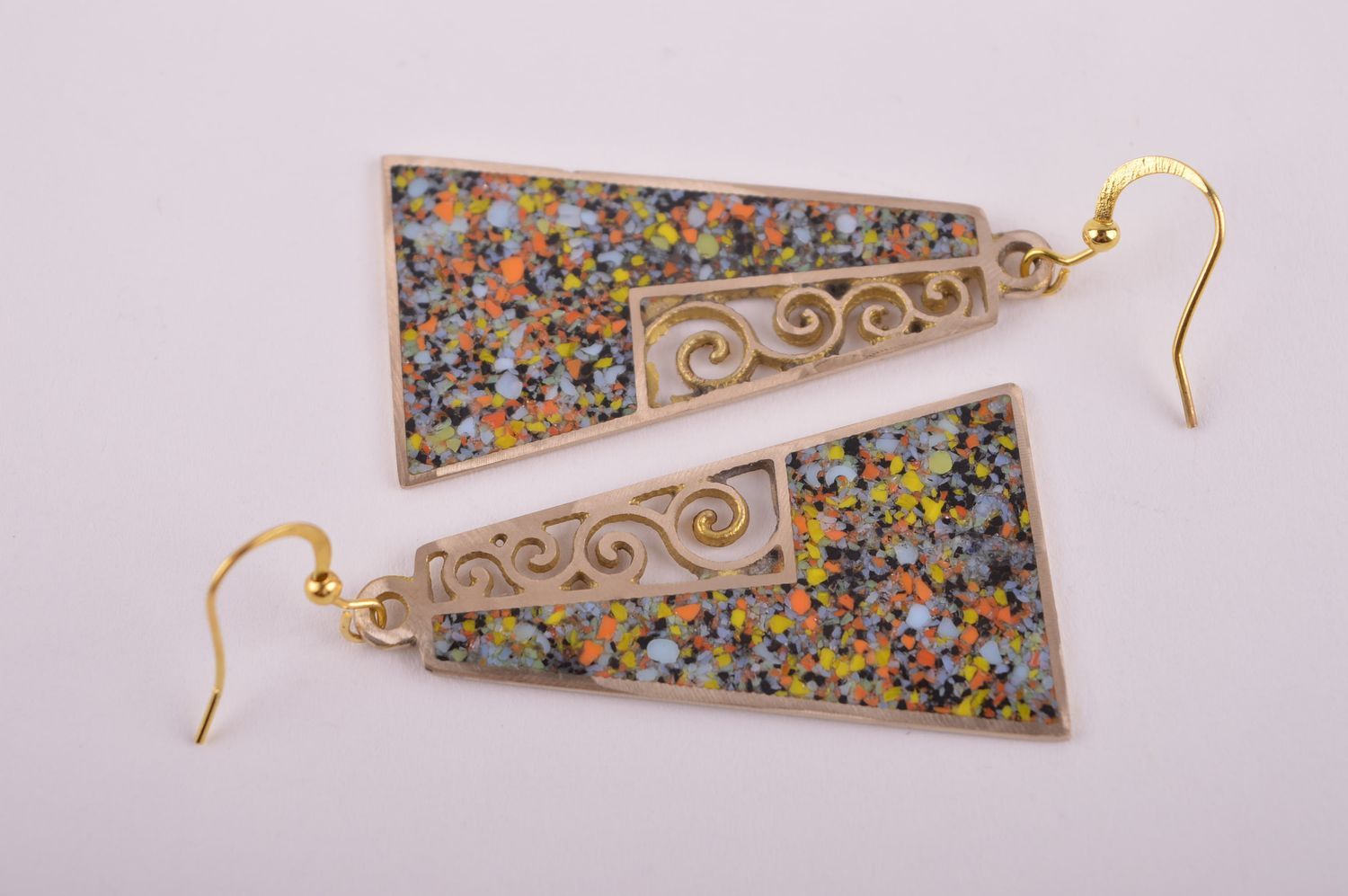 Aretes artesanales pendientes de latón con piedras accesorio de moda para mujer foto 5