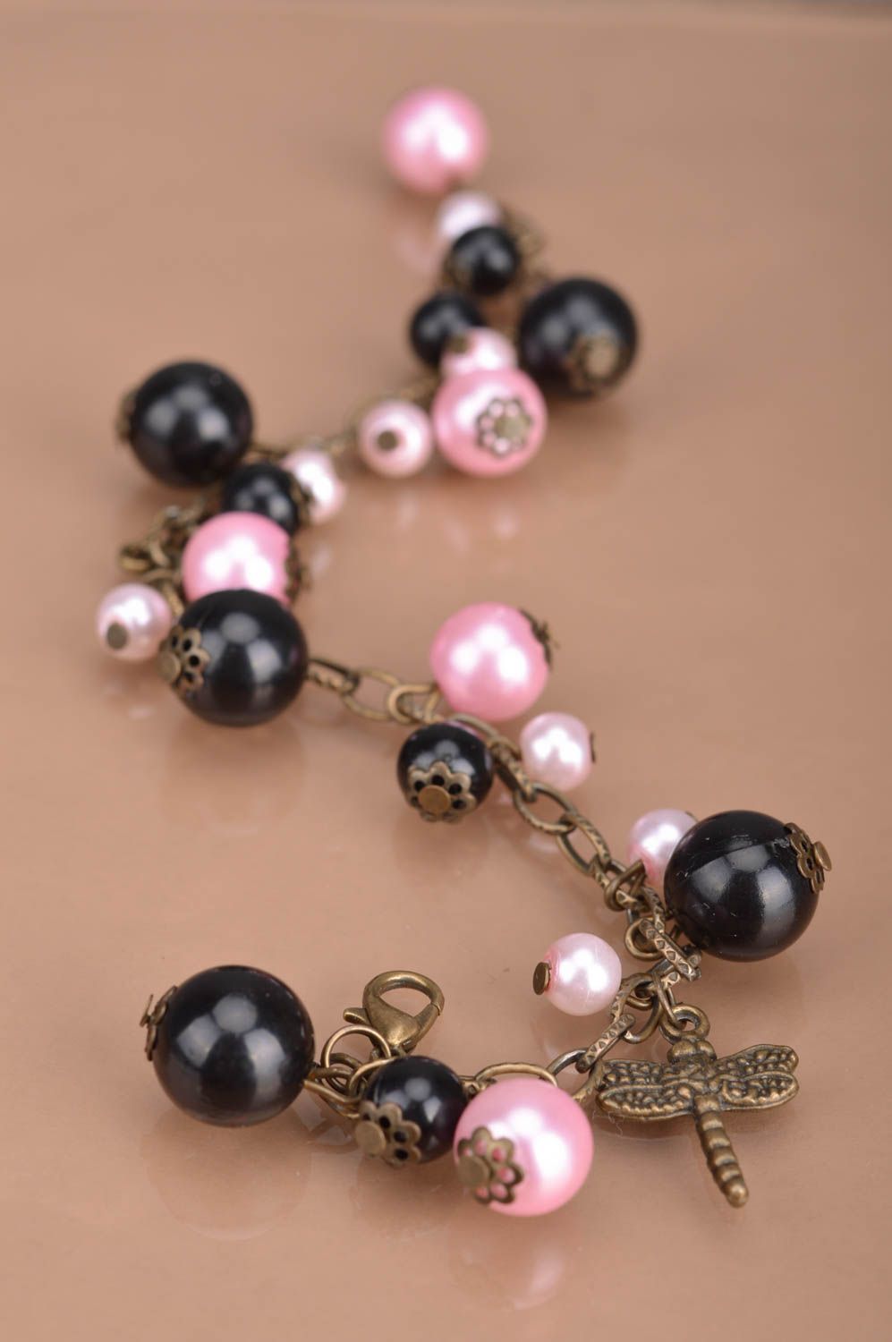 Handmade designer women's metal chain wrist bracelet with black and pink beads  photo 4