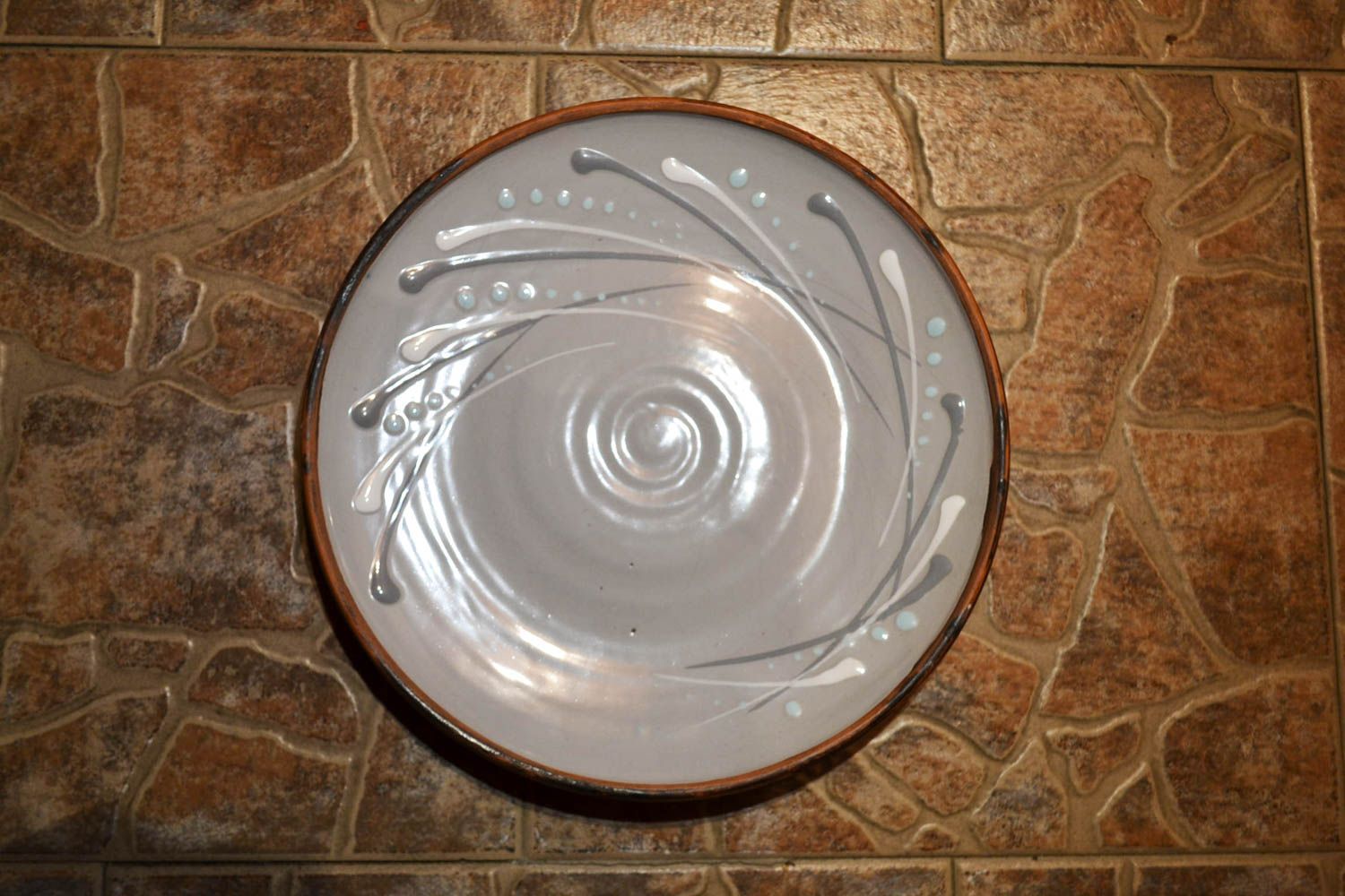 Керамическая тарелка ручной работы глиняная посуда расписная тарелка красивая фото 1
