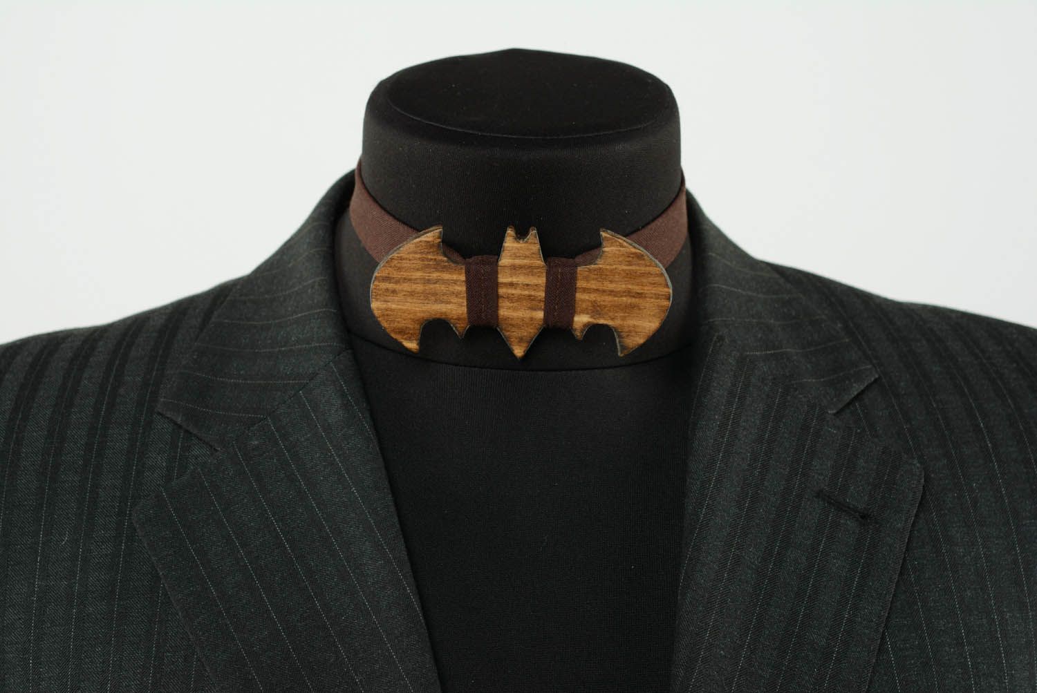 Деревянный галстук-бабочка Летучая мышь фото 2