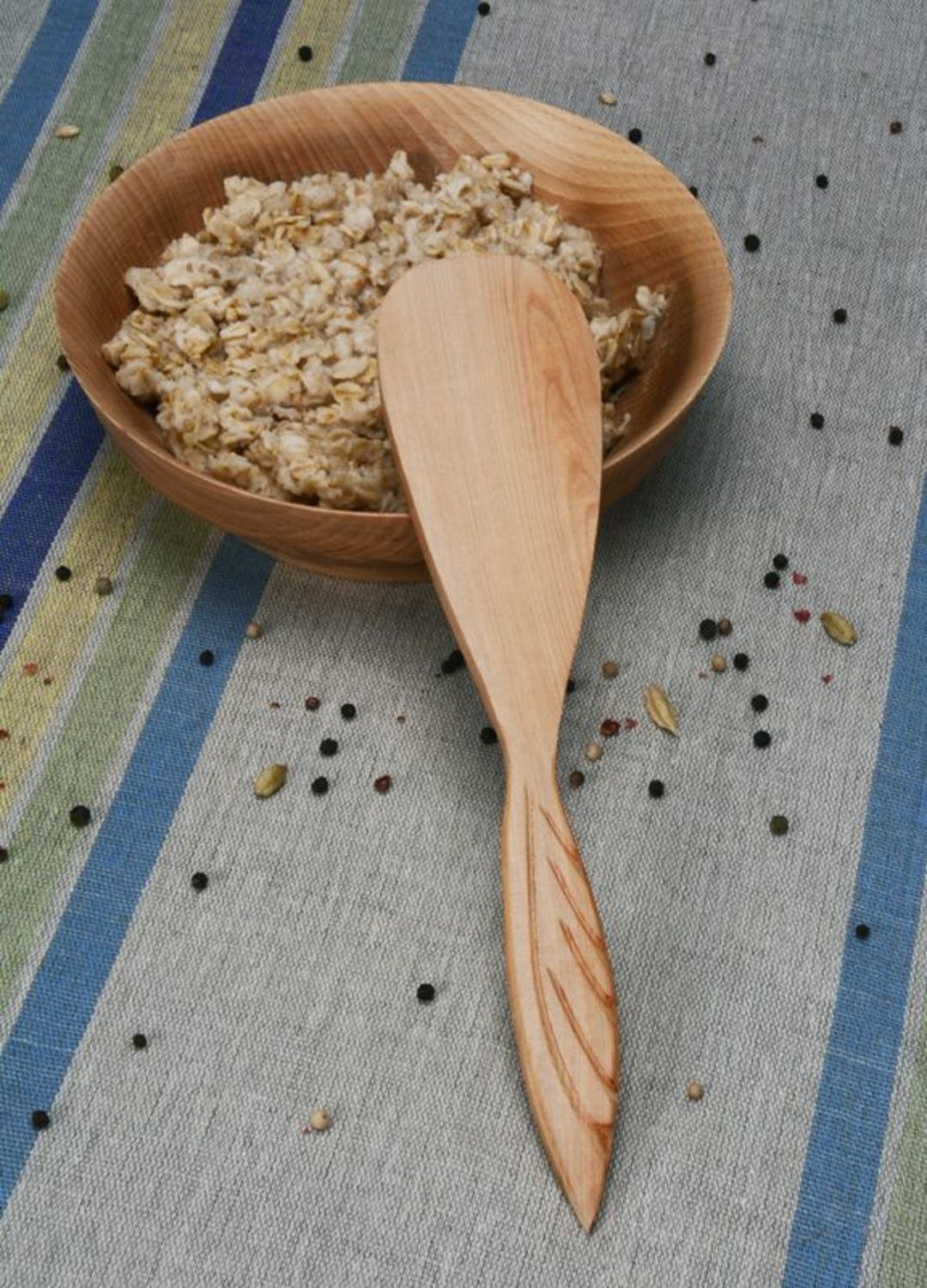 Paletta di legno per cucina fatta a mano cucchiaio di legno posate di legno
 foto 2