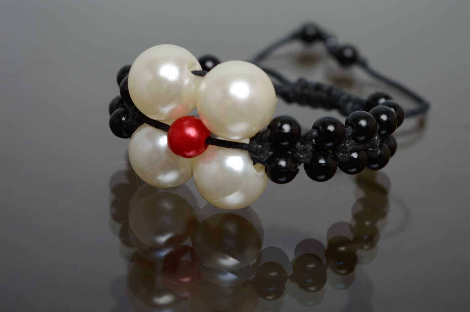 Designer friendship bracelet with beads photo 1