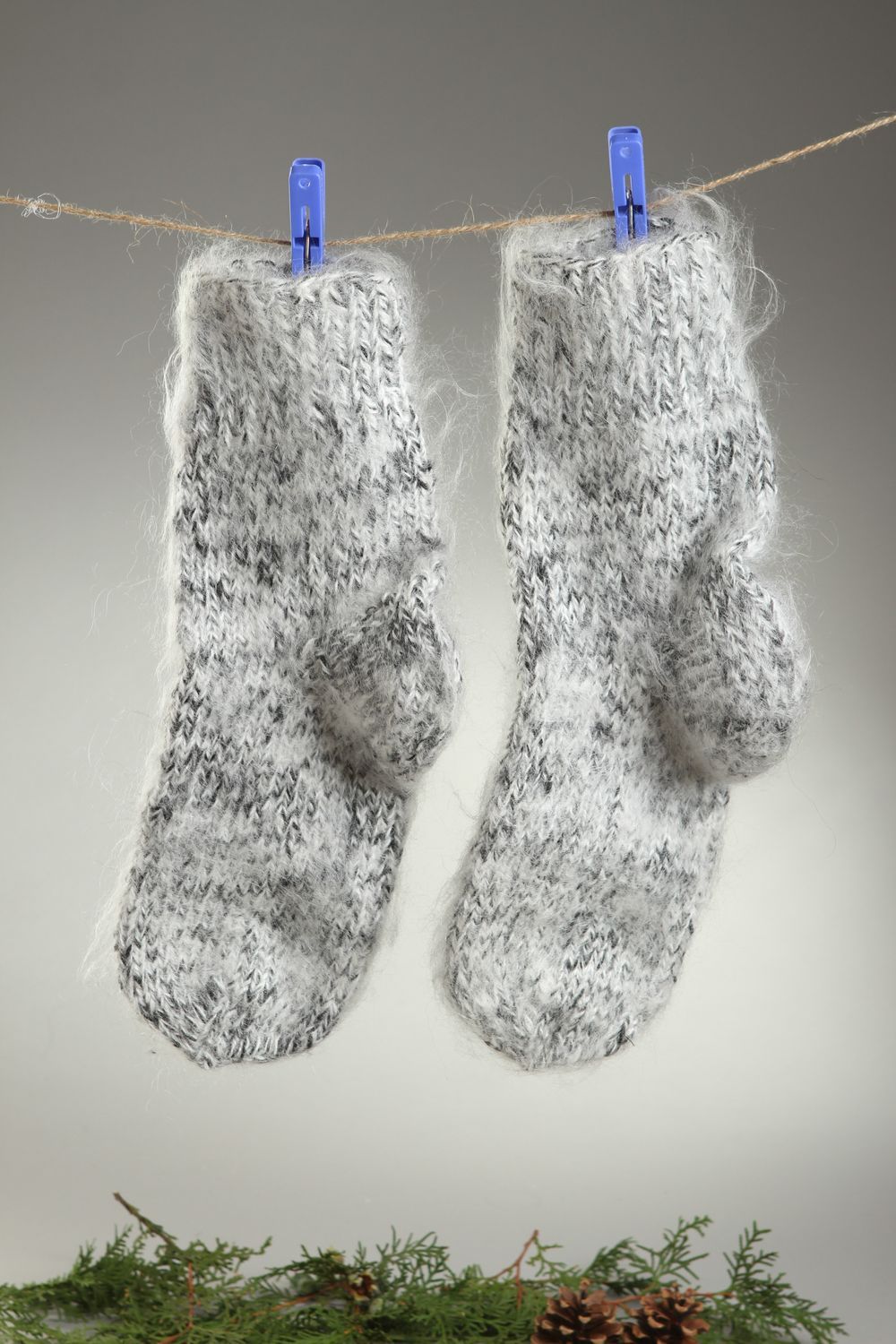 Носки ручной работы шерстяные носки серые пушистые носки спицами 40-45 размер фото 1
