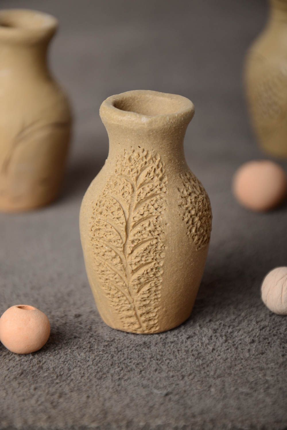 2 inches small decorative ceramic vase 0,02 lb photo 1