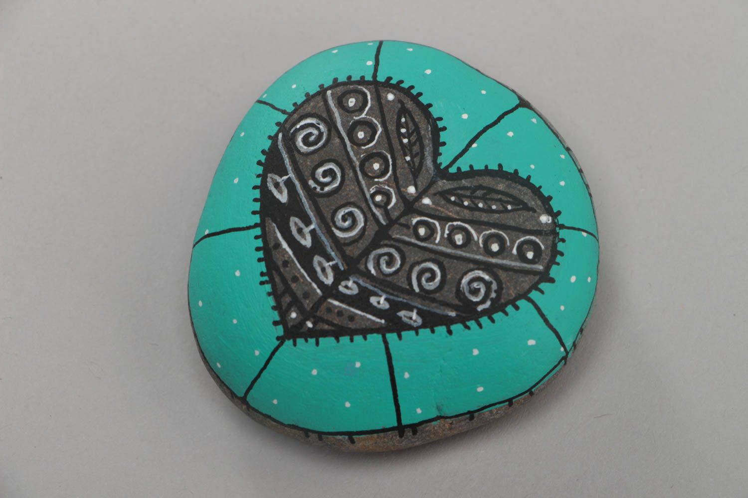 Морской камень для декора дома с росписью акриловыми красками ручной работы Сердце фото 2
