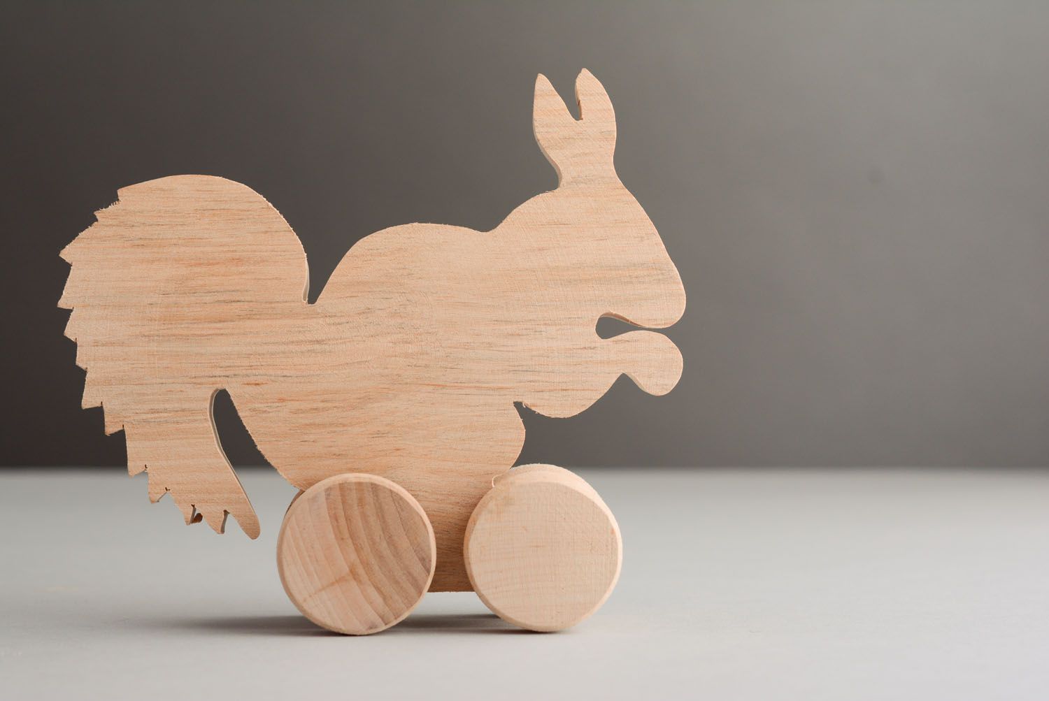 Wooden toy for painting Squirrel photo 1