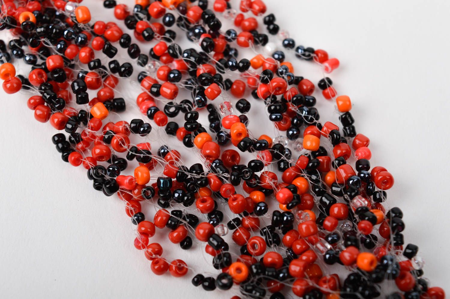 Bracelet mode rouge-noir Bijou fait main en perles de rocaille Cadeau pour femme photo 4
