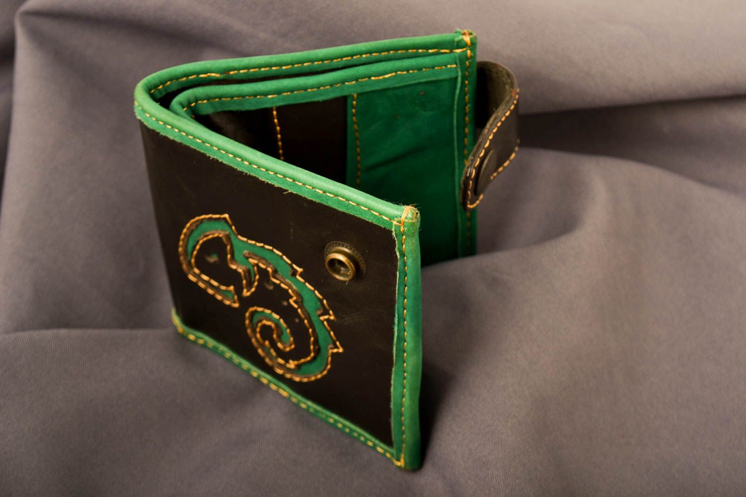 Кошелек ручной работы кожаный кошелек стильный зеленый кожаный аксессуар фото 1