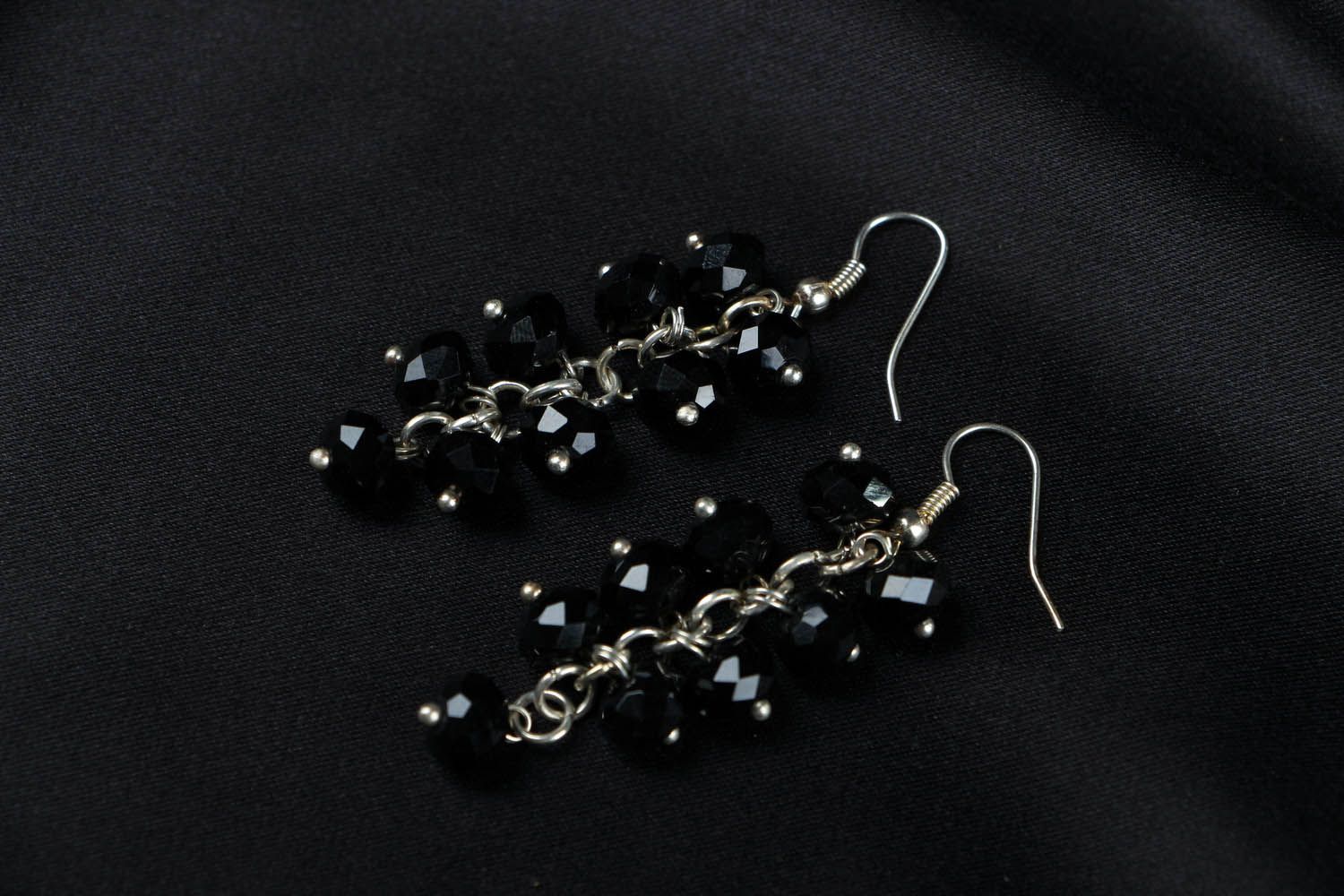 Black crystal earrings photo 1