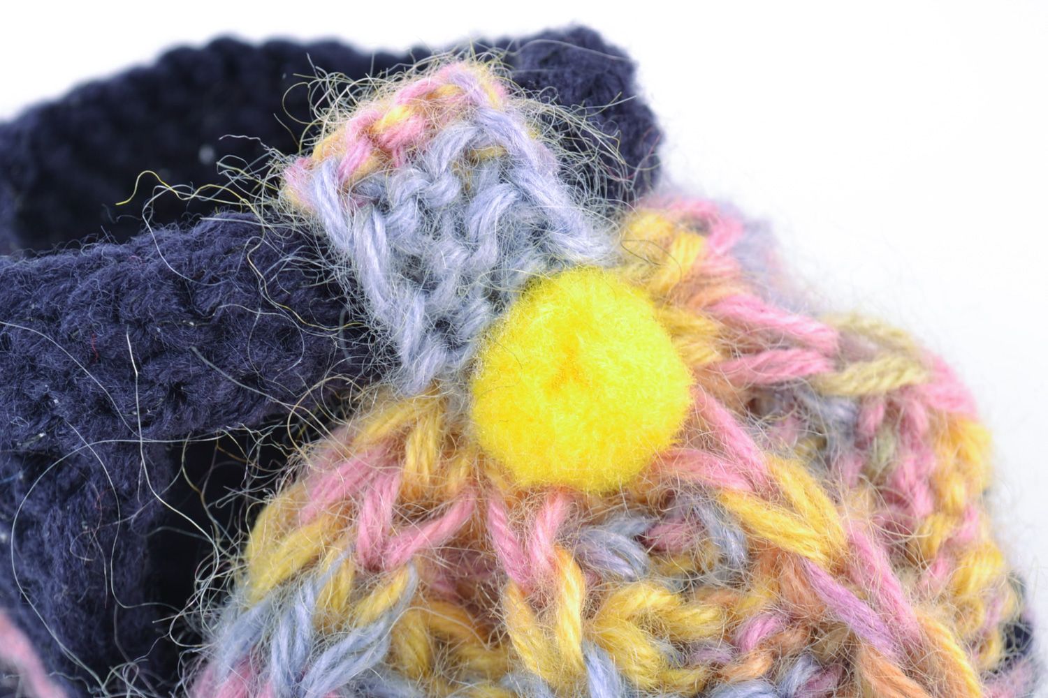 Chaussons bébé tricotés faits main en laine bleus pratiques et originaux photo 5