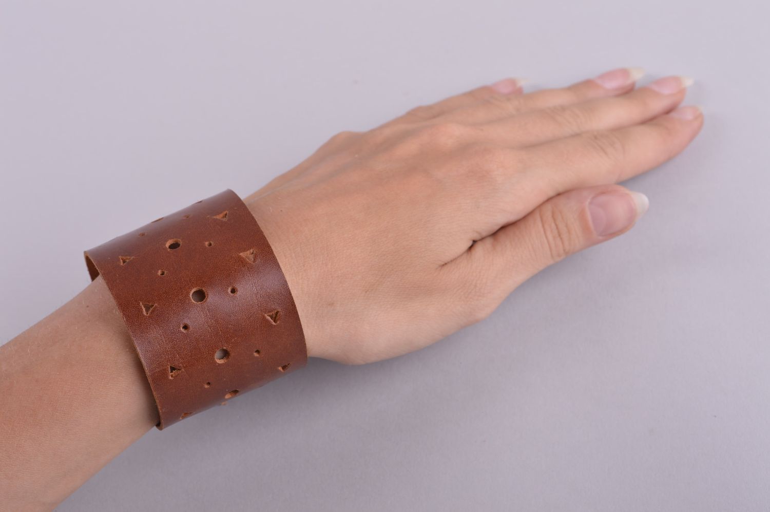 Handmade designer leather bracelet wide unisex bracelet cute brown jewelry photo 4