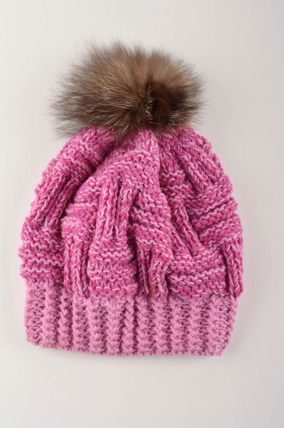 Зимняя шапка головной убор ручной работы шапка с мехом вязаная шапка розовая фото 5