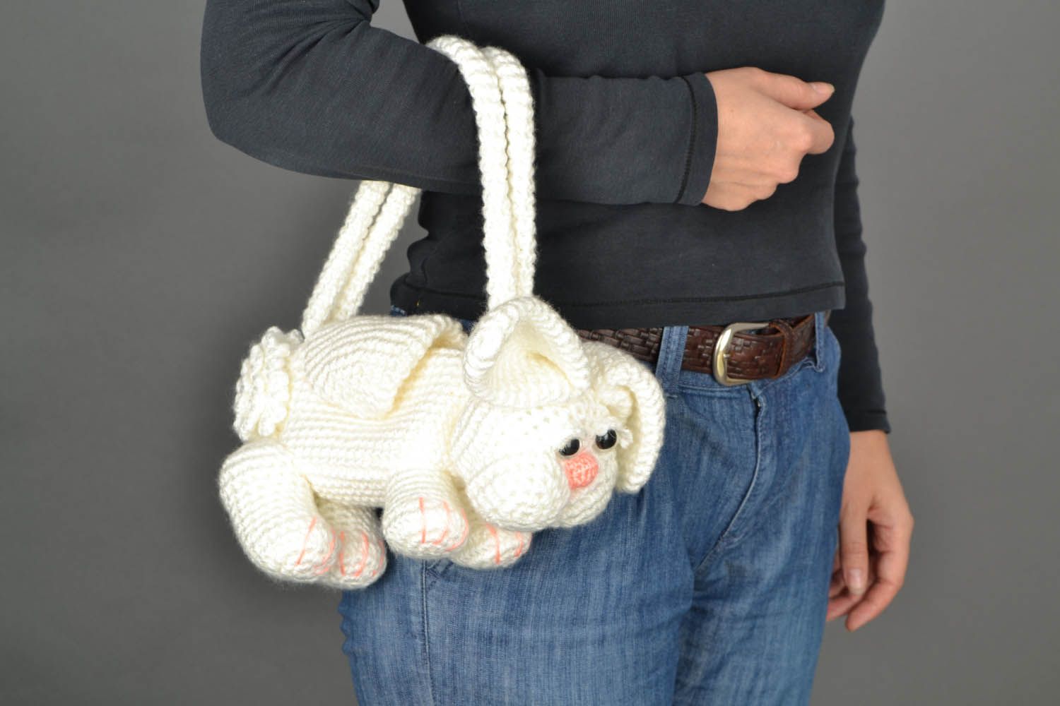 Bolsa coelho das crianças tricotada de fios de acrílico foto 1