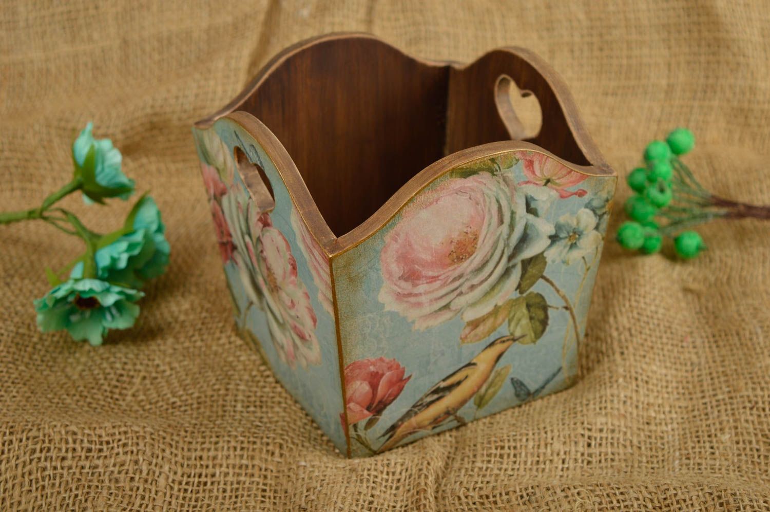 Handmade stylish napkin holder made of wood decoupage box kitchen decor ideas photo 1