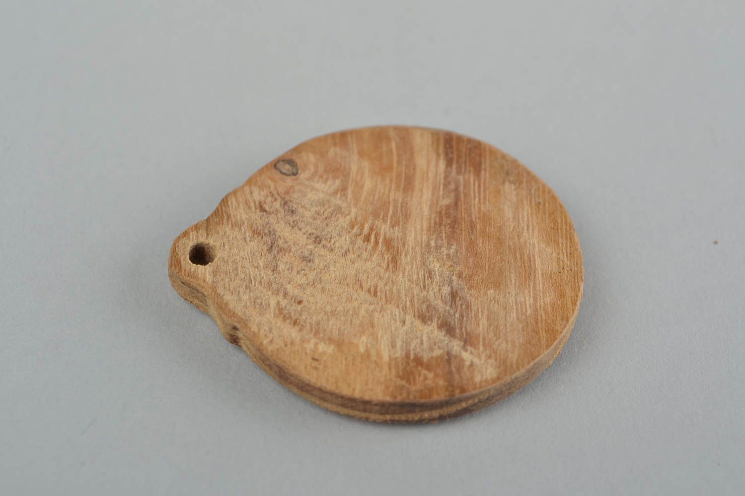 Wooden handmade amulet pendant made of acacia wood with Slavonic symbol Traveler photo 3