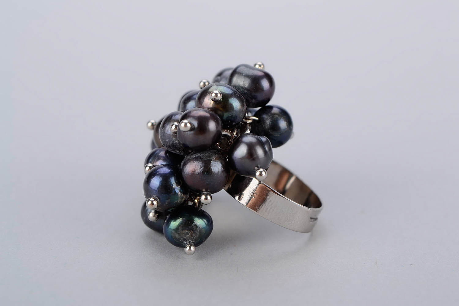 Ring with black pearl photo 3