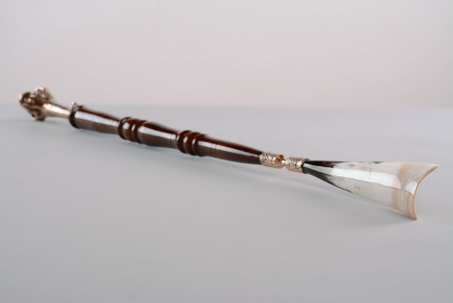 Shoehorn made of wood and horn photo 5