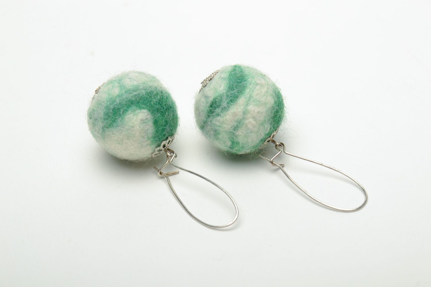 Green felted wool earrings with English fasteners photo 5