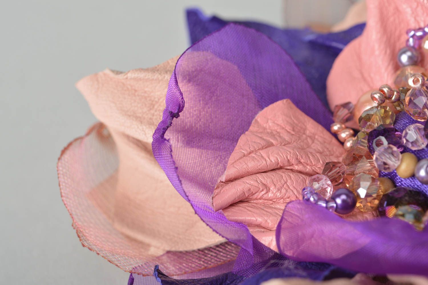 Broche Barrette fleur en cuir faite main grande Cadeau femme Violette de mer photo 4
