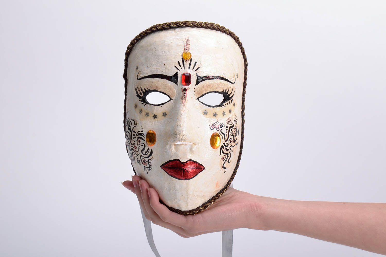 Plaster carnival mask photo 5