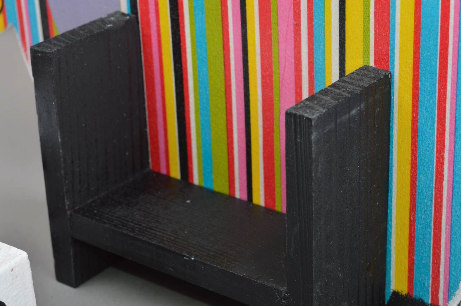 Mouton calendrier de bureau rayé multicolore fait main en bois serviettage photo 4