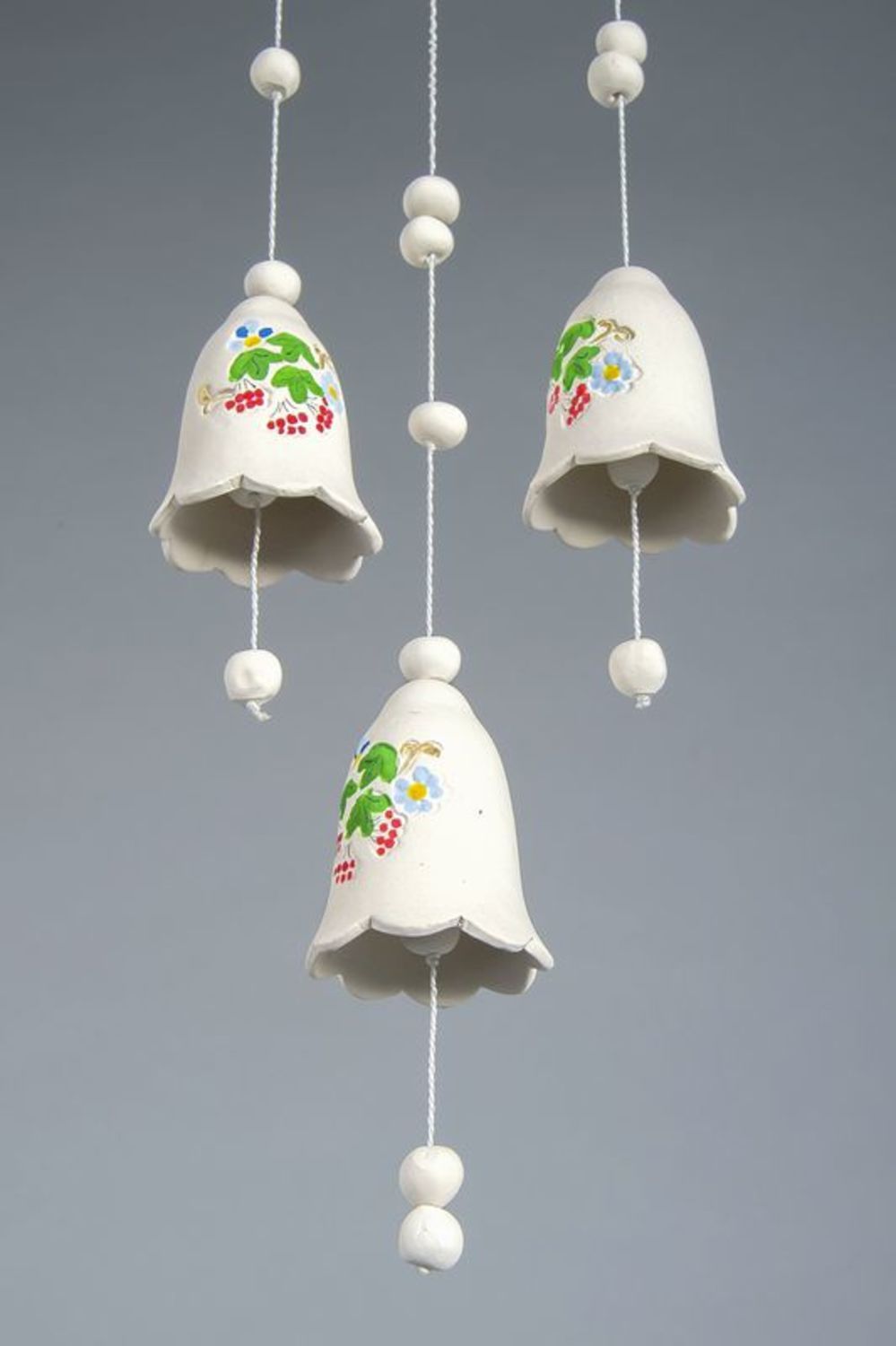 Ceramic hanging bells with ashberries photo 2