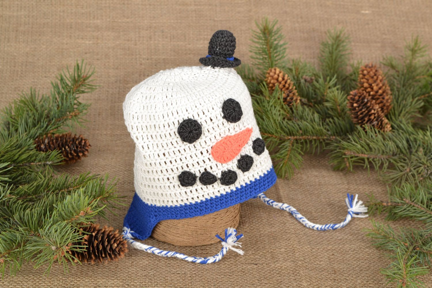 Crocheted baby hat Snowman photo 1