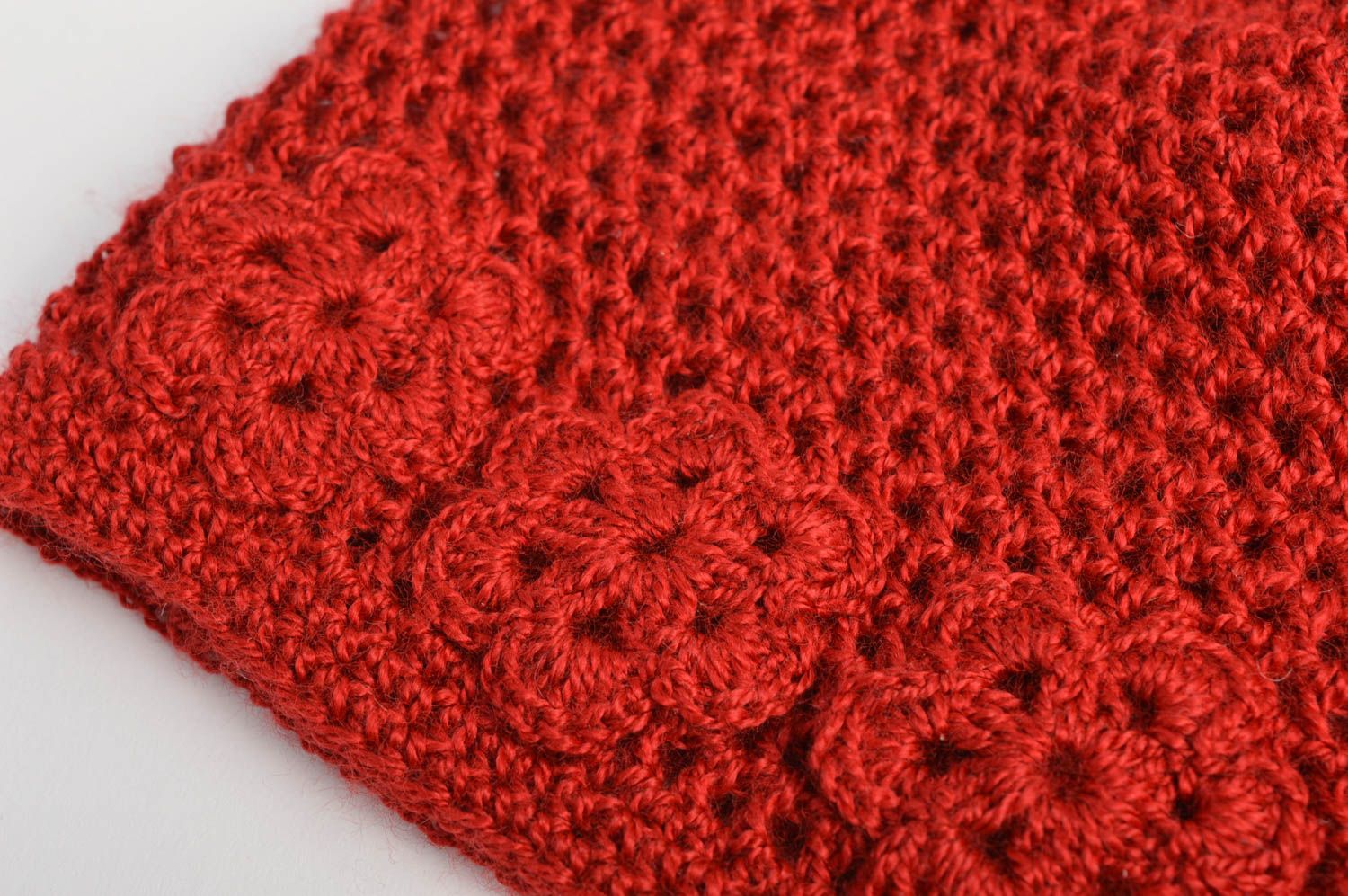 Bonnet tricot fait main Chapeau au crochet Accessoire enfant rouge avec fleurs photo 5