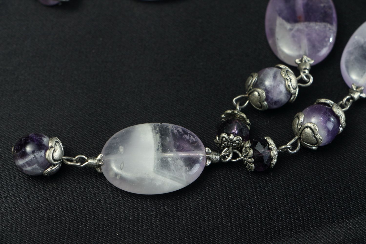 Beaded Necklace Made of Silver and Amethyst photo 3