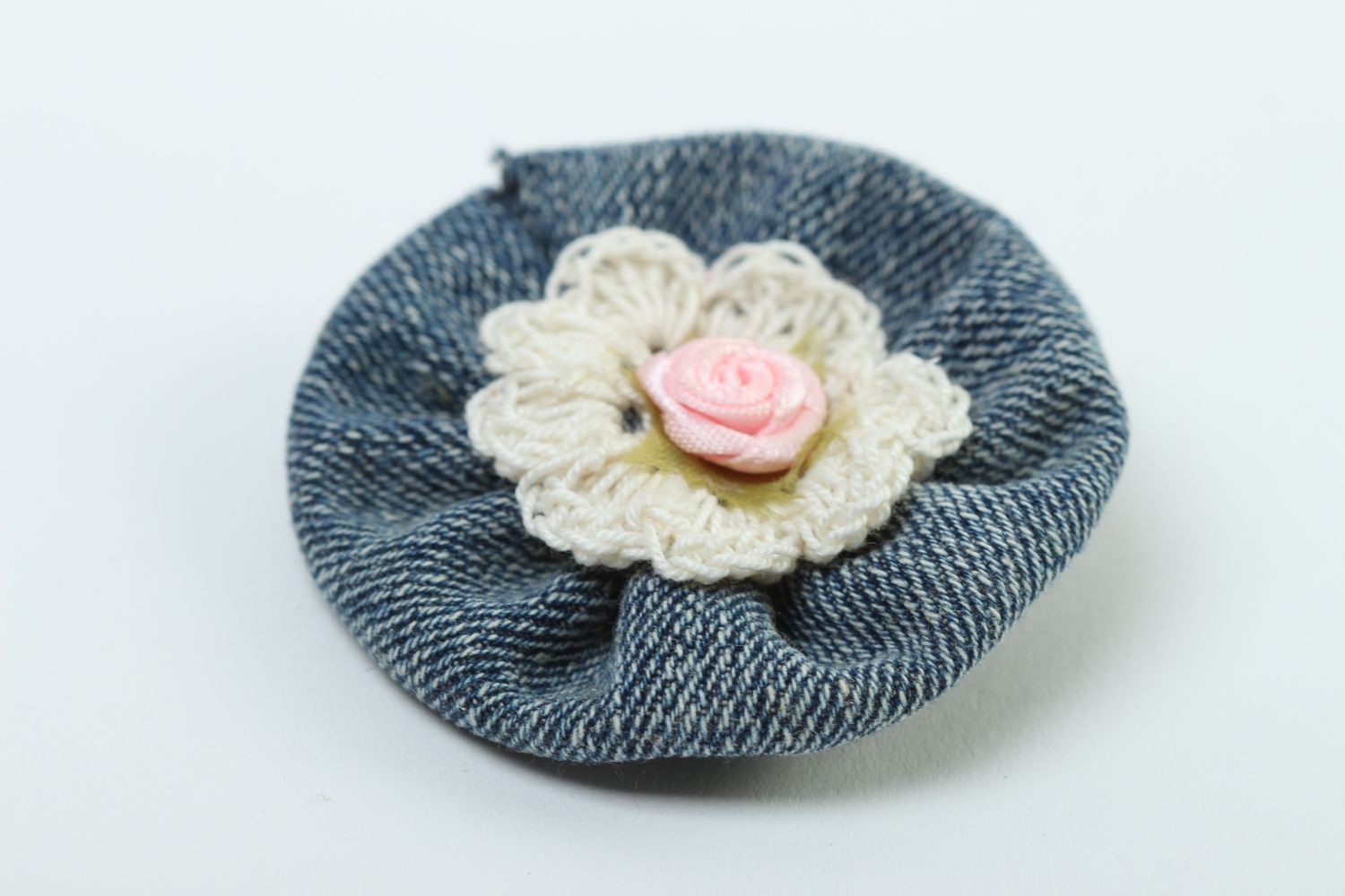Flor tejida al crochet artesanal accesorio para crear bisutería regalo original foto 3