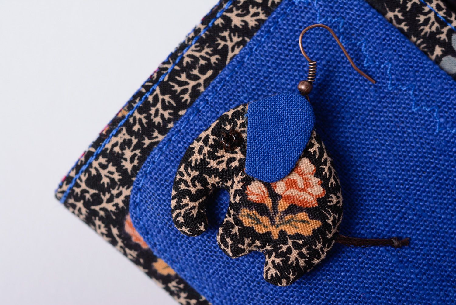 Set of handmade women's textile accessories wallet and earrings photo 5