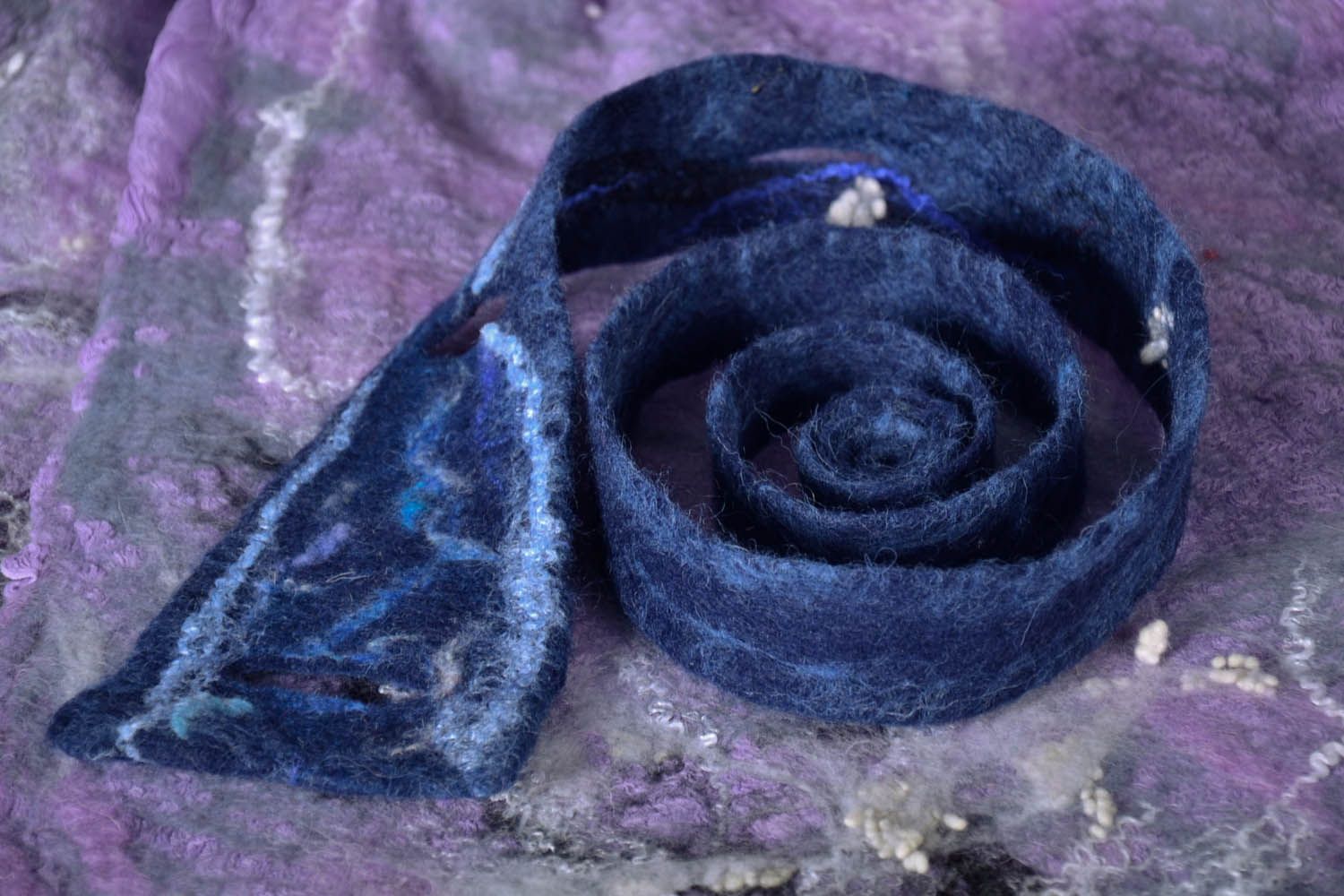 Felt wool belt  photo 1