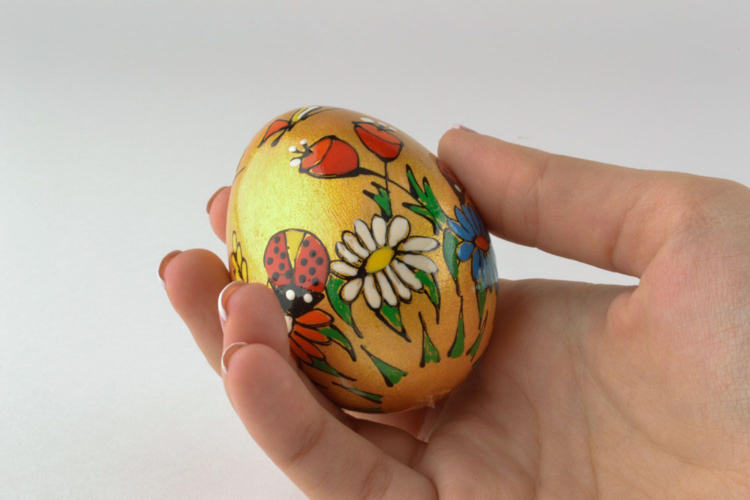 Huevo de Pascua de madera de abeto foto 5