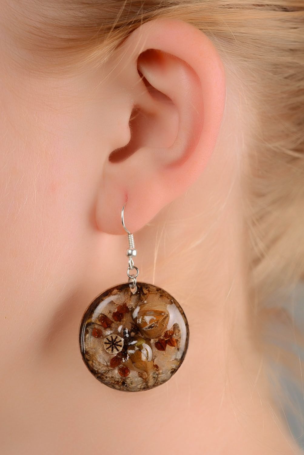 Round brown earrings photo 3