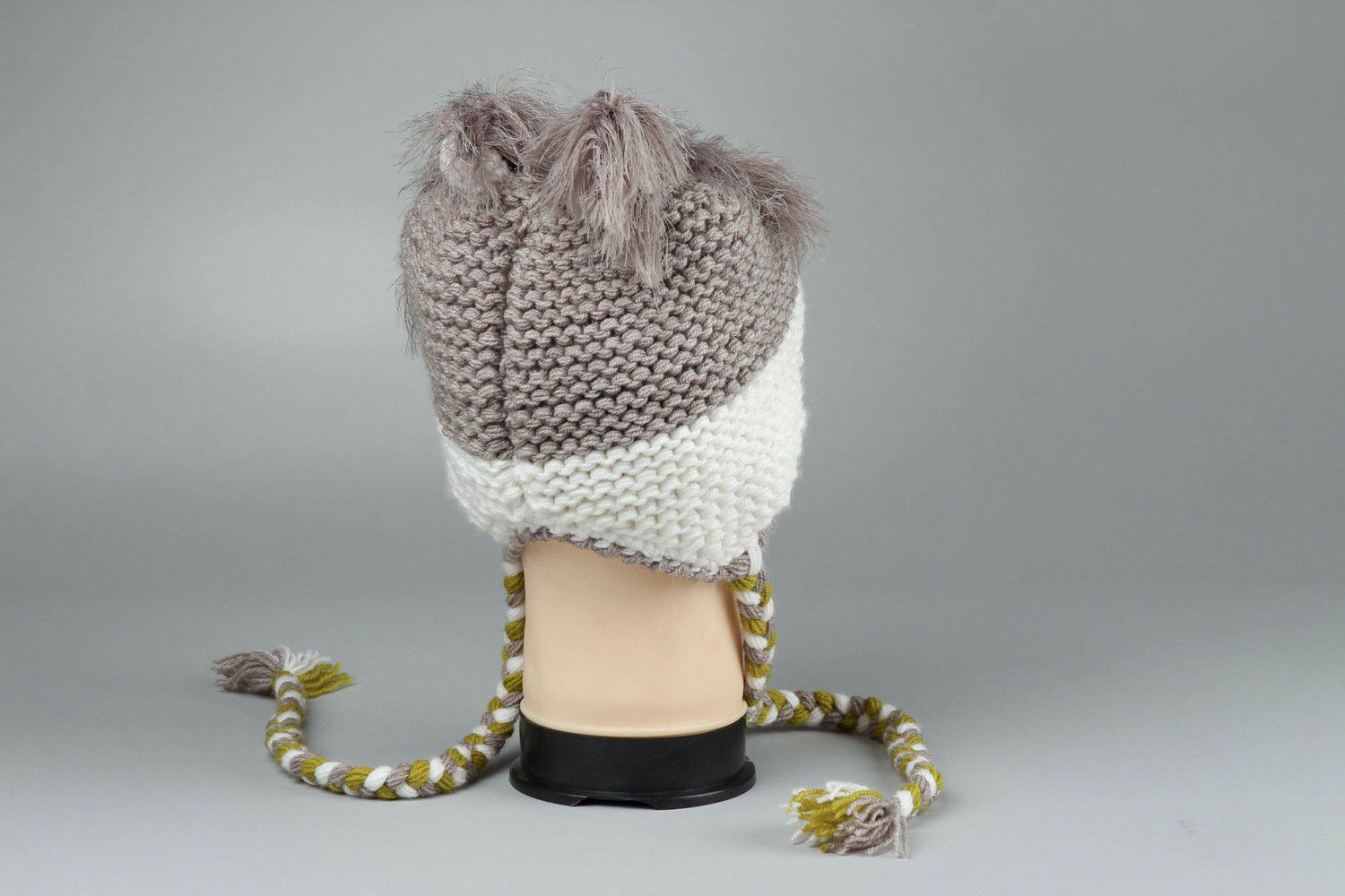 Children's knitted hat photo 3